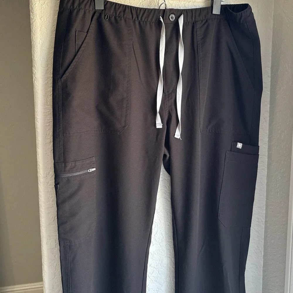 FIGS Technical Collection Men XL Scrub Pants Black Cargo Straight Leg Drawstring